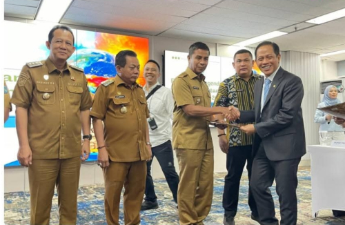 Bupati Kampar Tegaskan Komitmen Pengendalian Karhutla, Perkuat Langkah Preventif hingga Desa