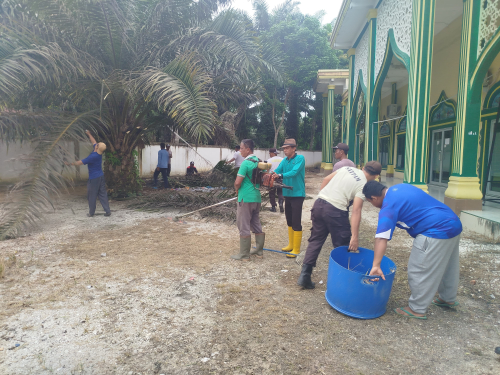 SATPAM PT Charoen Pokphand Jaya Farm 2 Gelar Gotong Royong Sambut Ramadhan